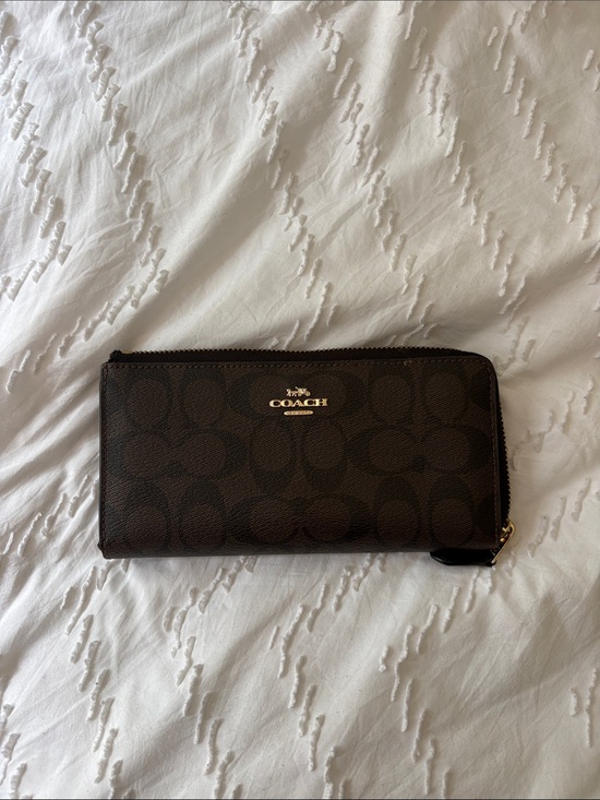 Coach Handbags - Coach Wallet